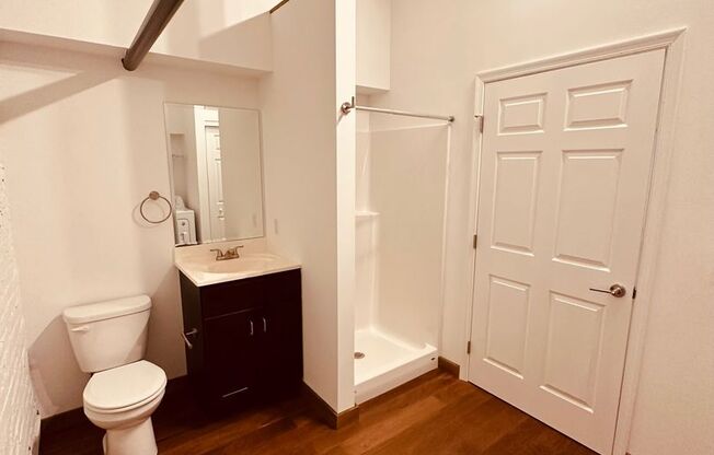 1 bed, 1 bath, 567 sqft, $1,200, Unit Unit 113B