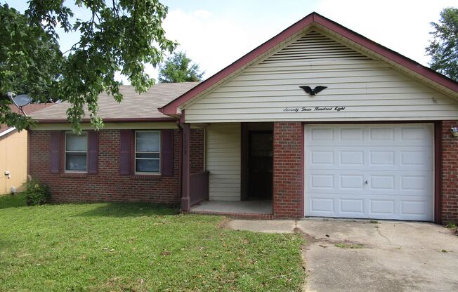 3 beds, 2 baths, $1,350