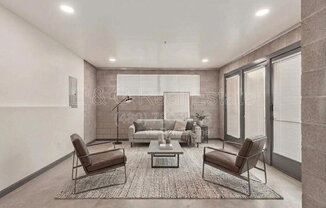 129 N 11 AVE
