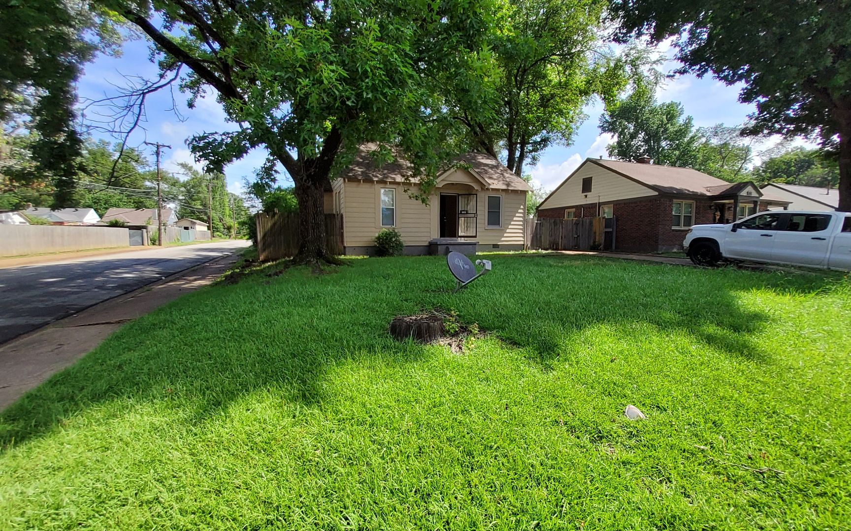Welcome to 2566 Kimball Ave!