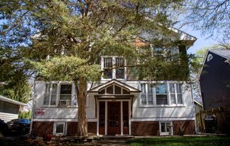 1008 S Busey Ave