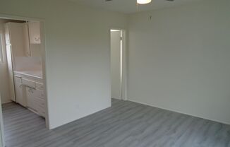 Studio, 1 bath, 308 sqft, $1,550, Unit 20