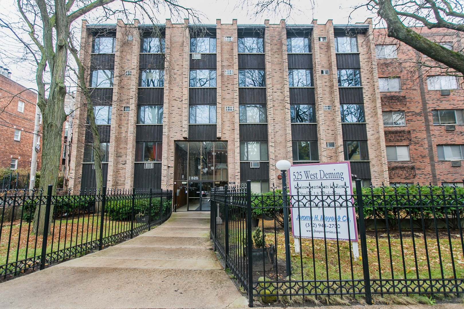 Lincoln Park Living!