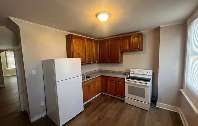 3 beds, 1 bath, $1,350