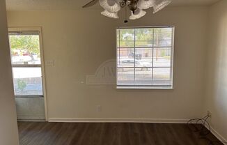 3 beds, 1 bath, $1,025