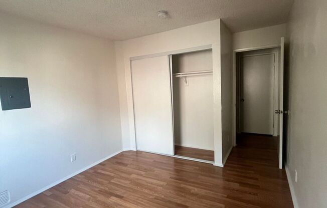 2 beds, 1 bath, $1,950, Unit 105