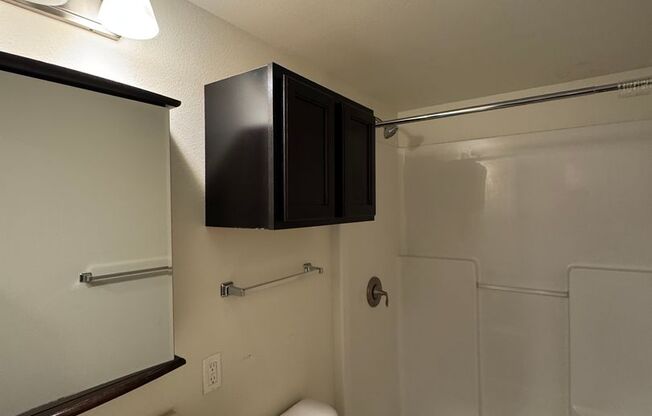 1 bed, 1 bath, 350 sqft, $1,050, Unit 414