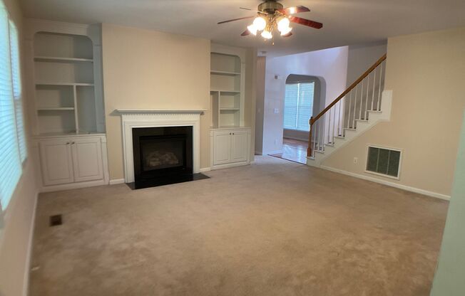 Gorgeous and Spacious 5 bedroom in Morrisville!