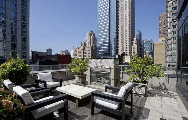 2 beds, 2.5 baths, 1,311 sqft, $8,250, Unit 2705