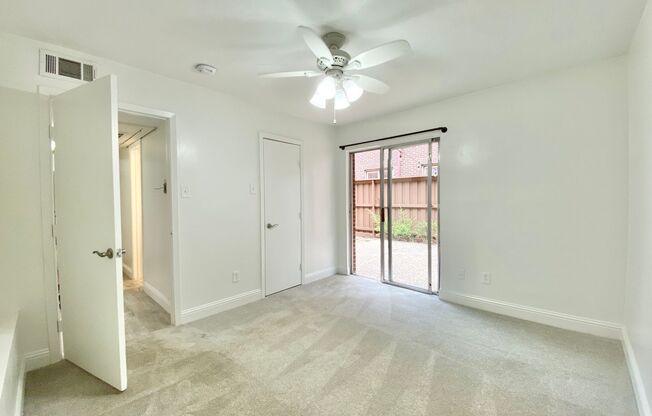 2 beds, 1 bath, $1,795, Unit # 115