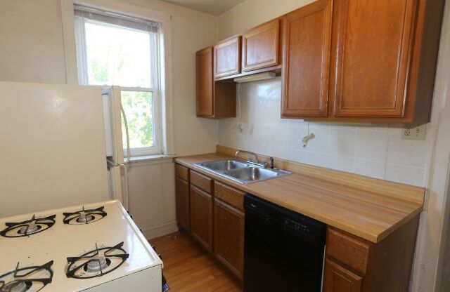 4218 CLARK