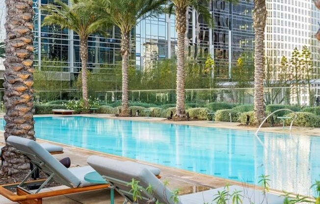 2 beds, 2 baths, 1,305 sqft, $4,800, Unit 2811