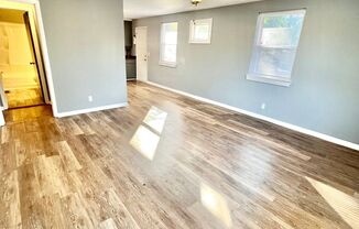 Two Bedroom duplex in East Nashville Cul-De-Sac for $1300