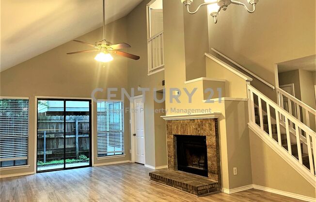 2-Story 3/2/1 Duplex in PLANO ISD For Rent!