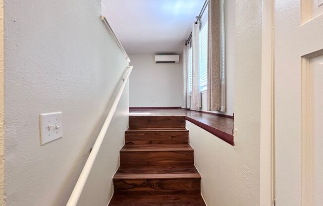Large 3 Bed, 2 Bath, Sanctuary!