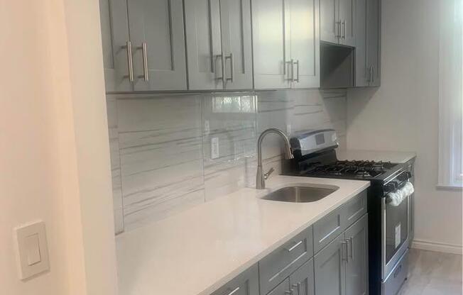 1 bed, 1 bath, 3,400 sqft, $1,950, Unit 2 1