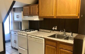 89-91 E Woodruff Avenue