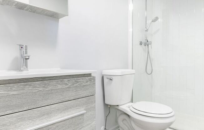 Studio, 1 bath, 242 sqft, $1,500, Unit 307