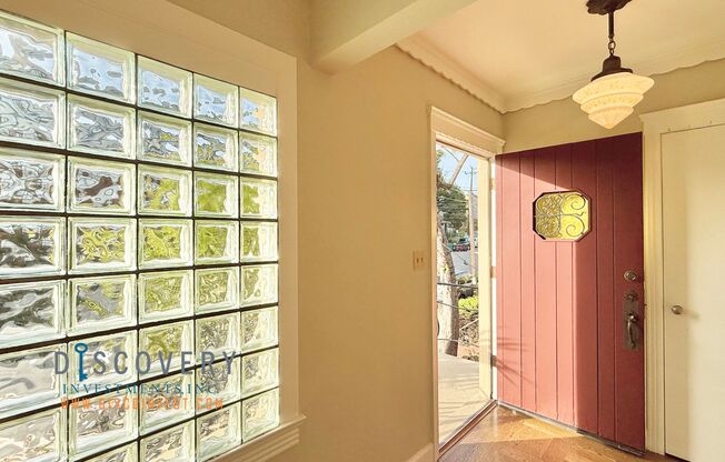 Updated MCM Gem in Adams Point