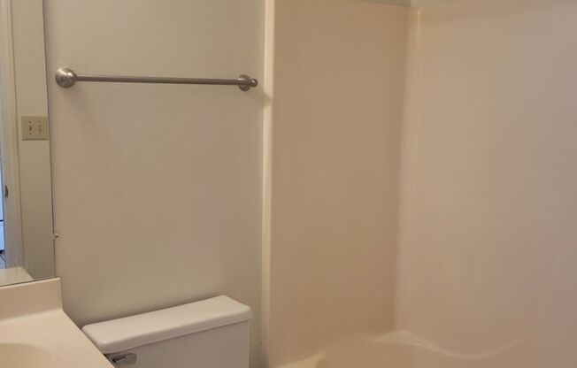 1 bed, 1 bath, 500 sqft, $925, Unit 249