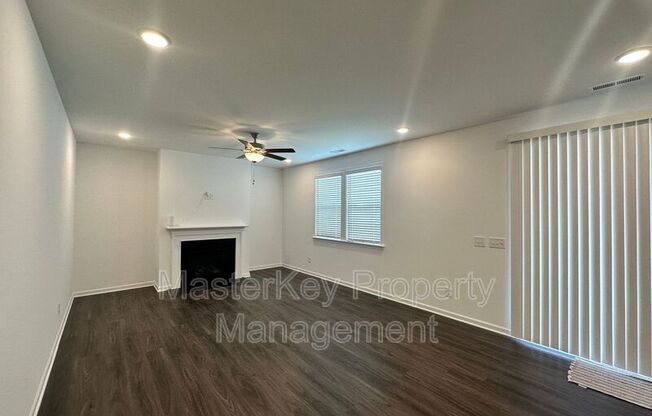1202 BRIAR GATE DR