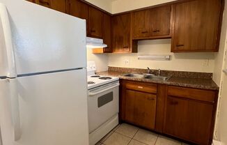 1 bed, 1 bath, 380 sqft, $500, Unit 5