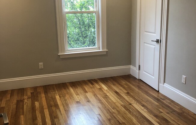 24 POND ST