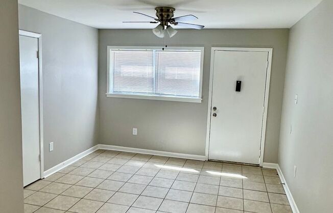 1 bed, 1 bath, $680, Unit Unit A5