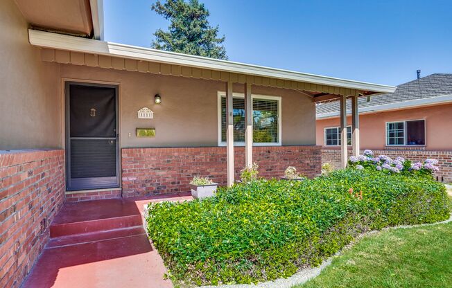 Midcentury Willow Glen Charmer ~ Close to Parks, Schools & Downtown Willow Glen -