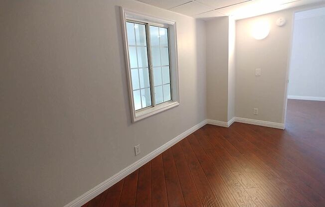 2 beds, 1 bath, 925 sqft, $2,850, Unit 307