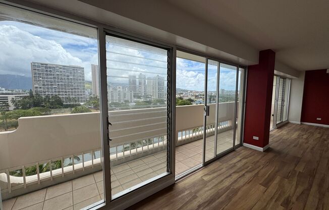 2 Bed/1.5 Bath/1 Parking at Twin Towers in Waikiki