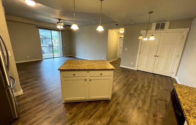 Great 3 bed/2 bath in Centerville, Unit G