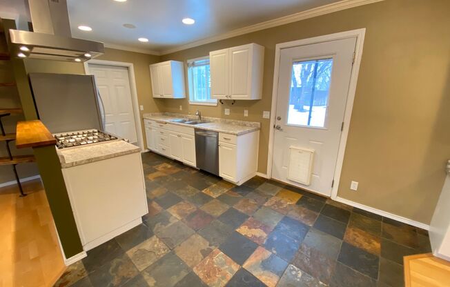 Beautiful 3 Bedroom Home with Custom Touches!