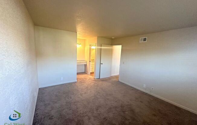 2 beds, 2 baths, 1,050 sqft, $2,495, Unit Unit # 4