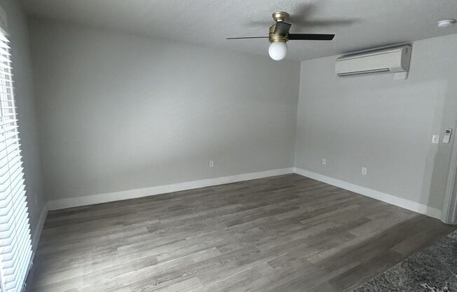 1 bed, 1 bath, 574 sqft, $1,195, Unit 19
