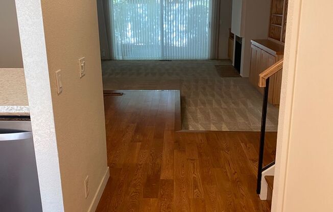$4900-  Mountain View Townhouse-2 bedroom 2.5 bath.