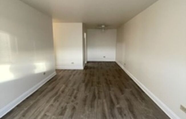 1 bed, 1 bath, 650 sqft, $1,420, Unit 602