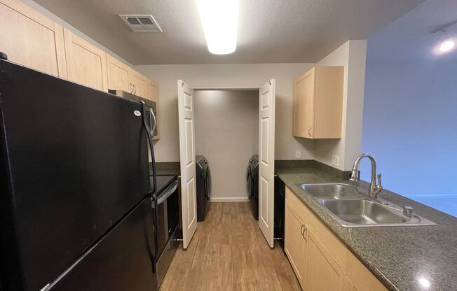 Lovely 1 Bedroom 1 Bath Condo in the Desirable Sonora Condos Downtown SJ