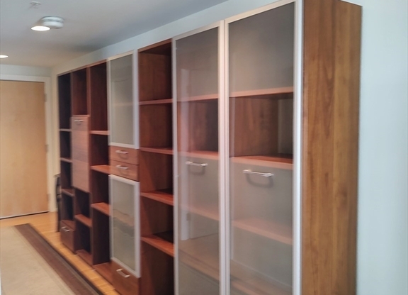 1 bed, 1 bath, 867 sqft, $3,600, Unit 423