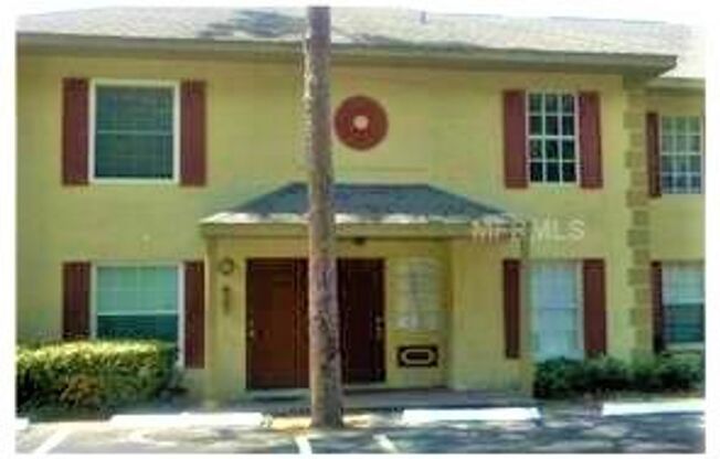 Beautiful Temple Terrace Townhome!
