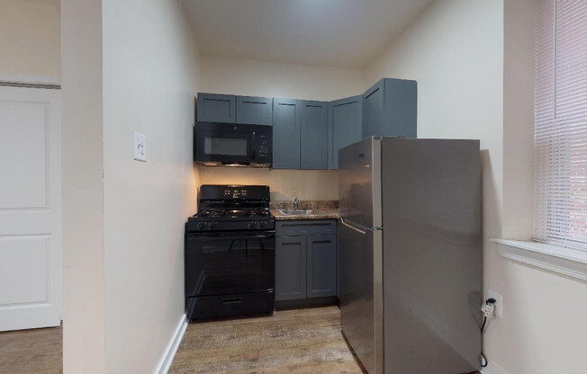 Studio, 1 bath, 296 sqft, $955, Unit 1-D