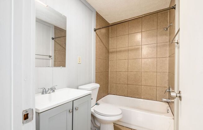 1313-1315 E. 17th Ave.