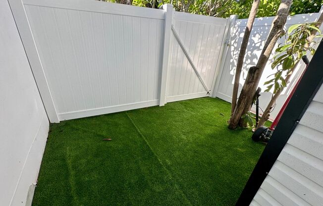 212 KINGS LYNN #212 DELRAY BEACH, FL 33444