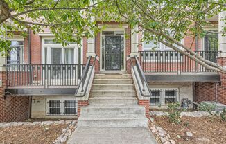 Great townhome for rent in Cherry Creek!