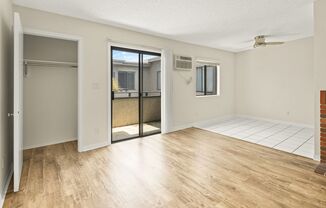 2 beds, 2 baths, $2,795, Unit 207