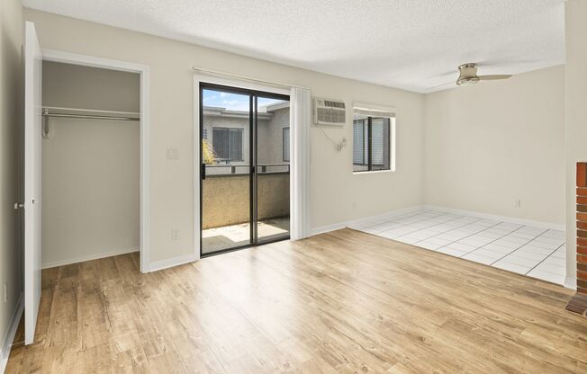 2 beds, 2 baths, $2,795, Unit 207