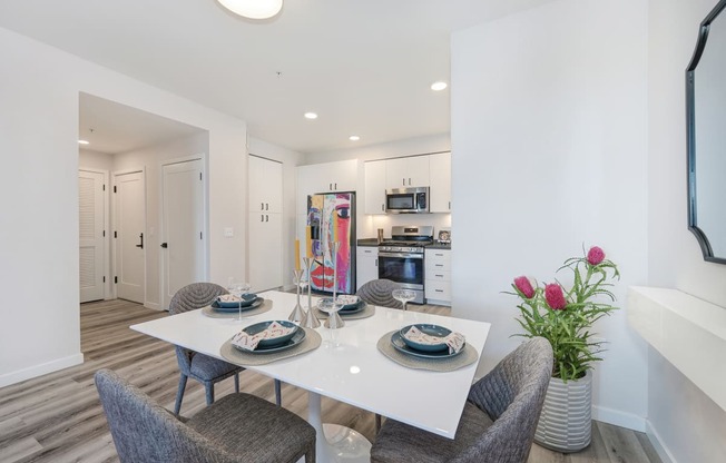 Dining Room at Sierra Gateway Apartments, Rocklin