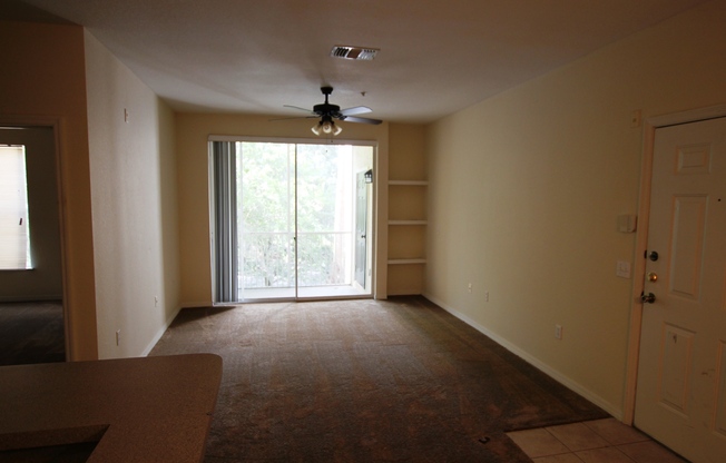 RIVERVIEW: Allegro Palms - 2nd Floor Condo AVAILABLE JUNE 6th!