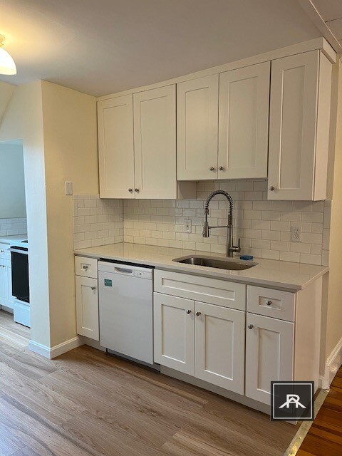52 BRAINERD RD