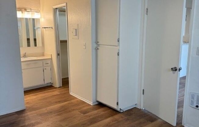 1 bed, 1 bath, 600 sqft, $2,650, Unit 05